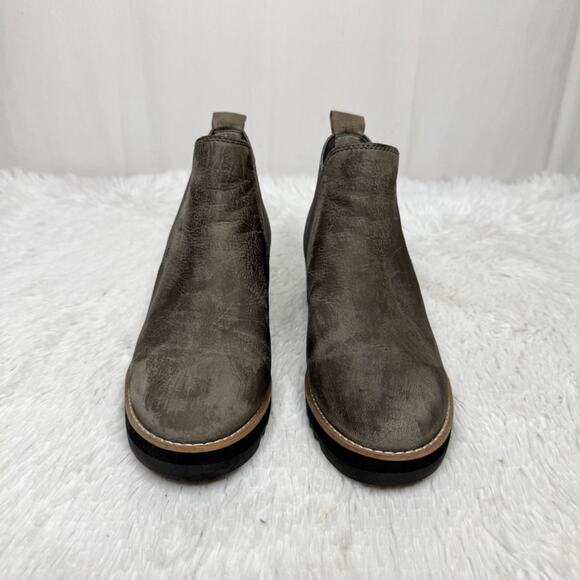 EILEEN FISHER / Ladd graphite gray nubuck suede leather wedge booties / 6.5 - Picture 4 of 9